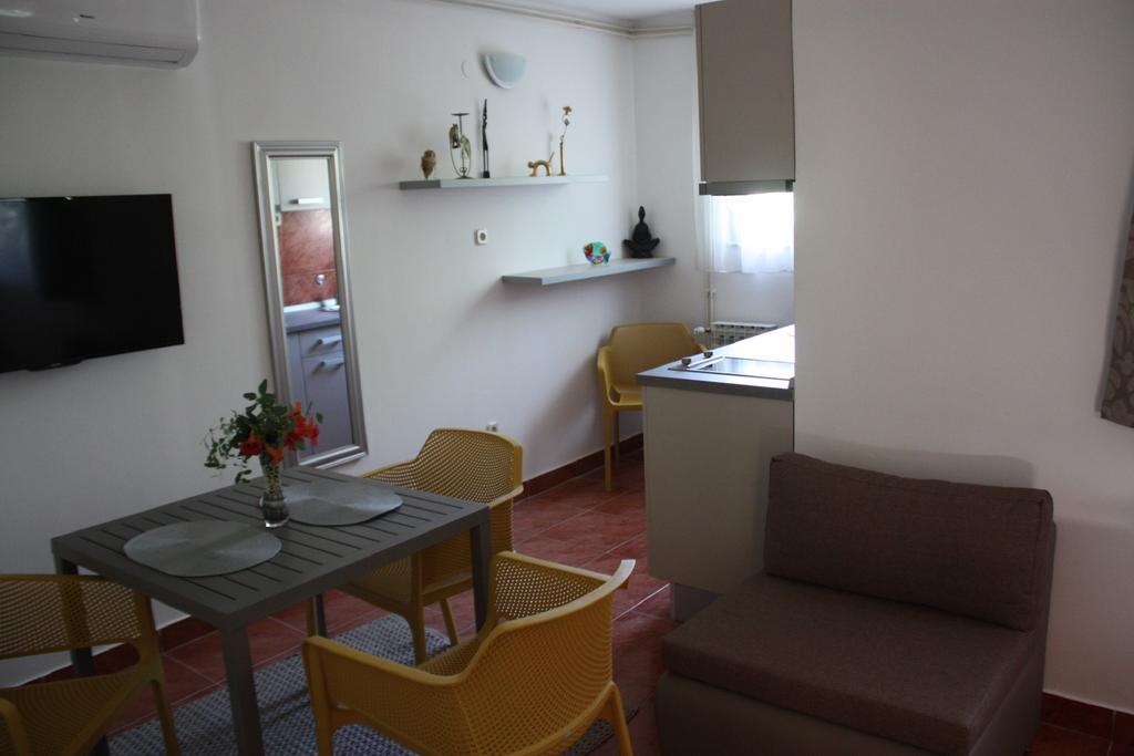Apartman Ita Kastela Exterior photo